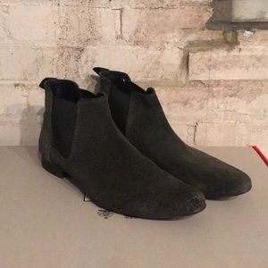 Men’s black suede Chelsea ankle boots